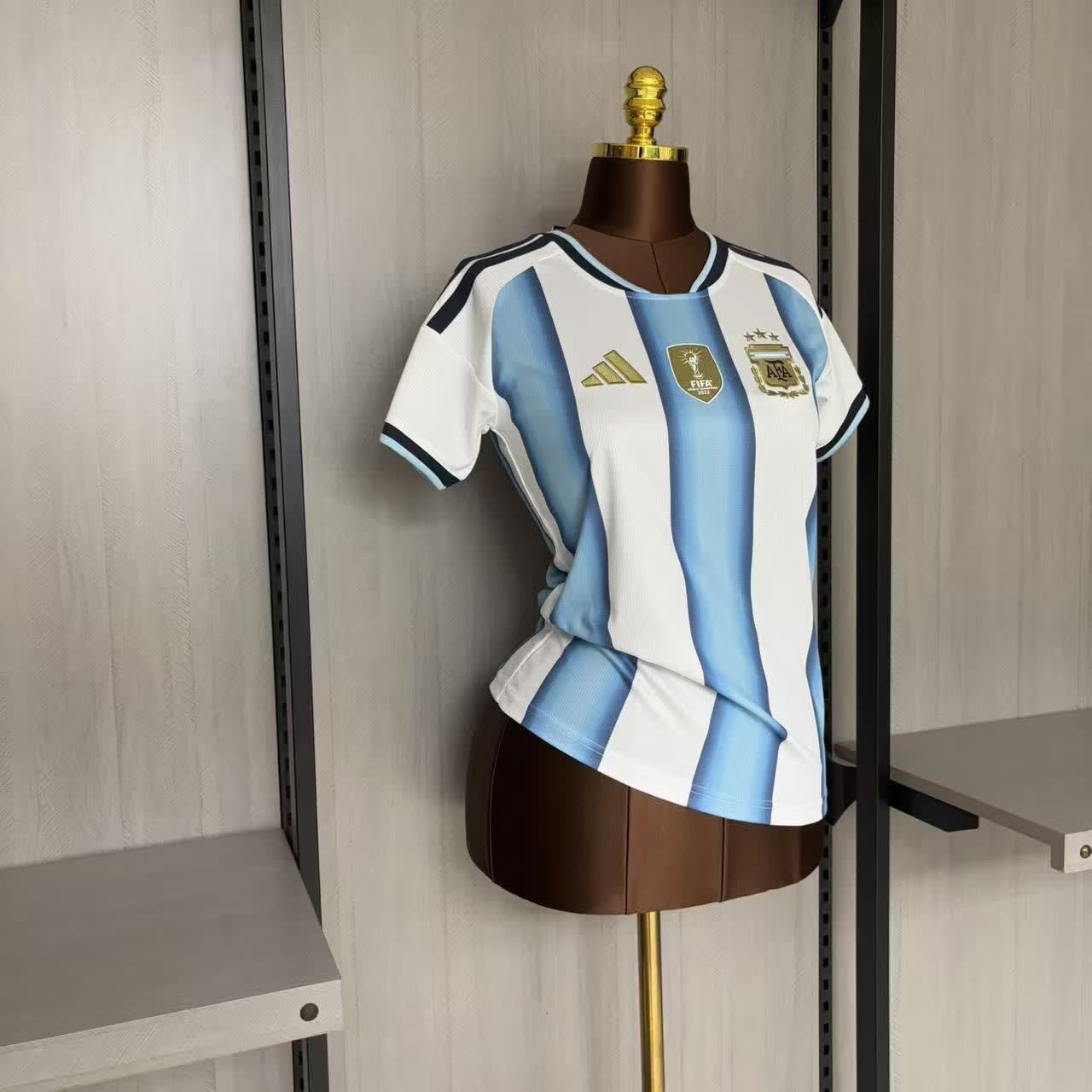 Camisa Argentina Versão Feminina - Copa do Mundo 2026
